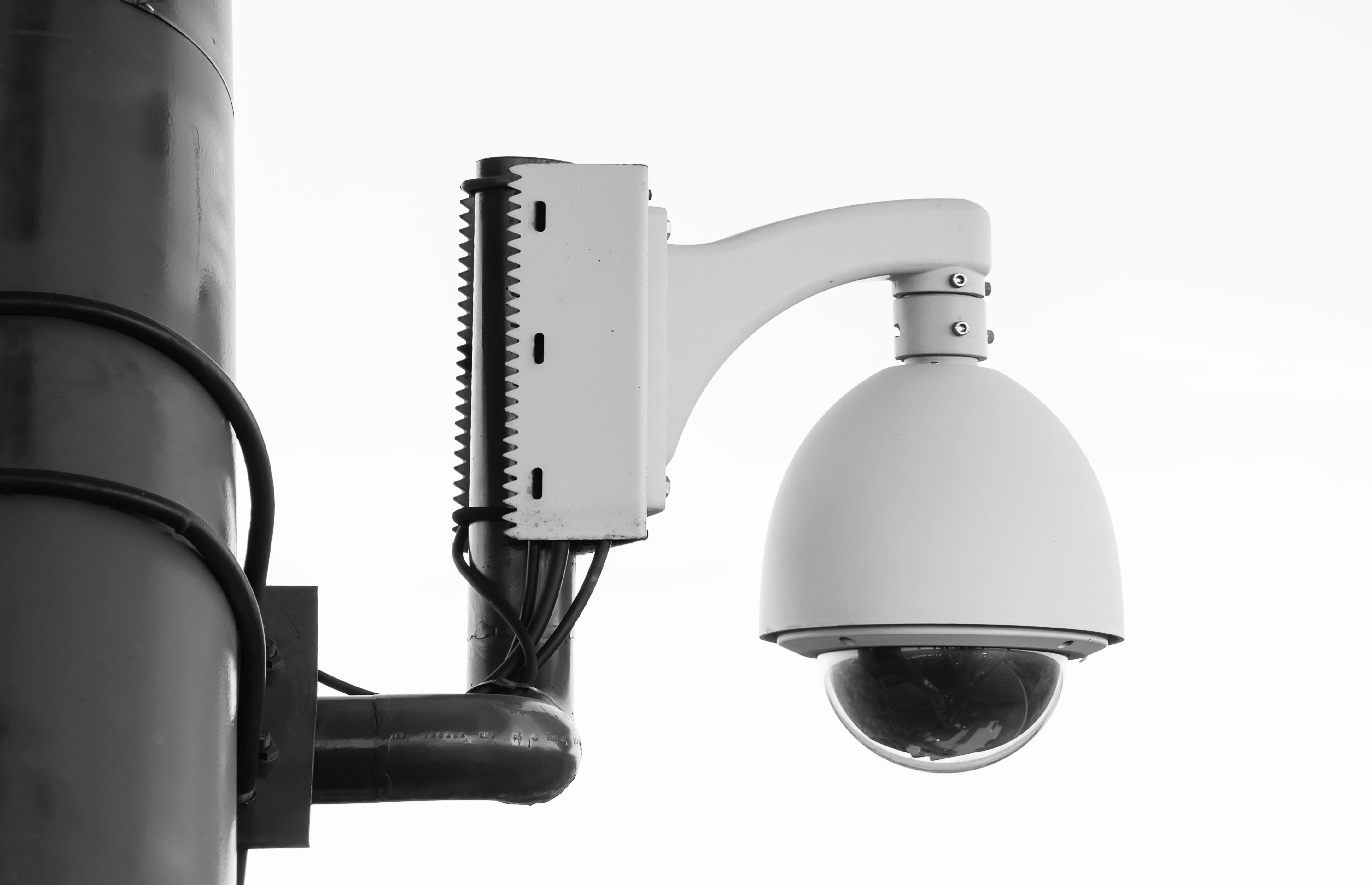 Dome security camera for centralized CCTV monitoring
